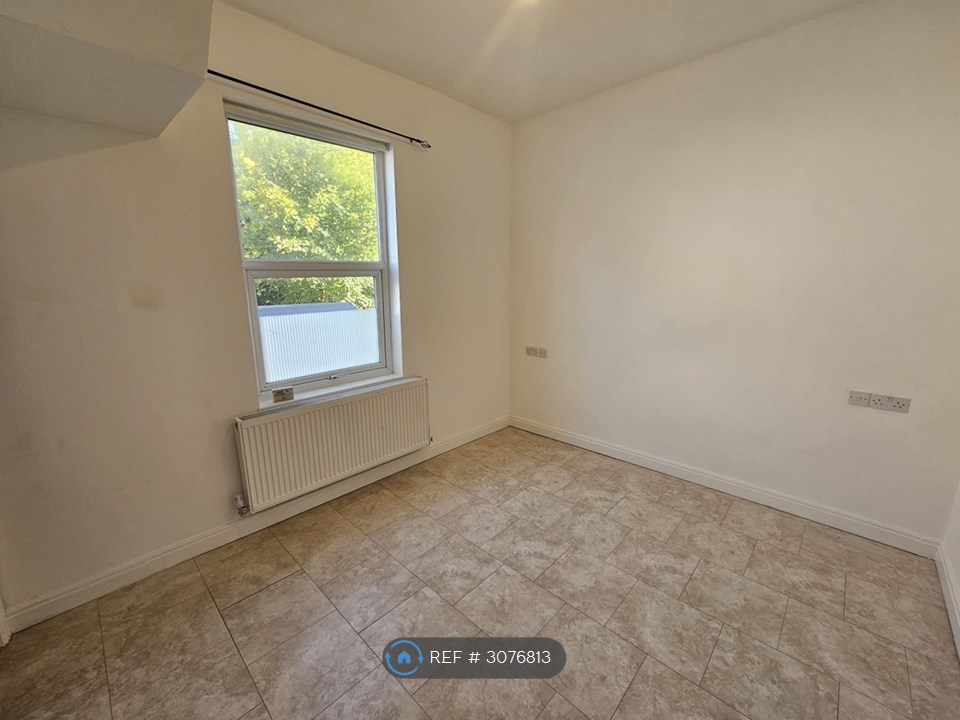 Moxley Road, Manchester photo 5