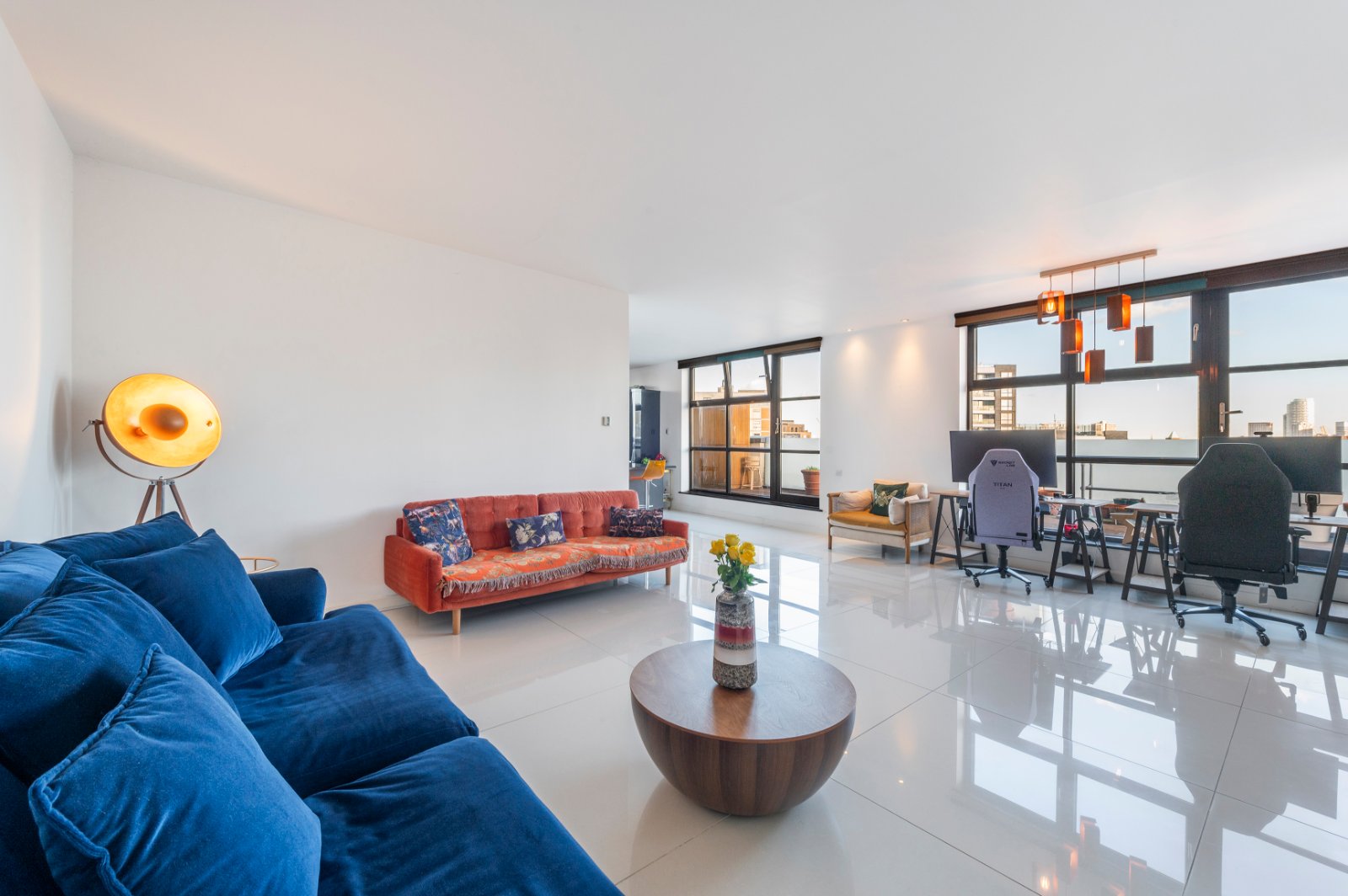2 bedroom flat for sale 0