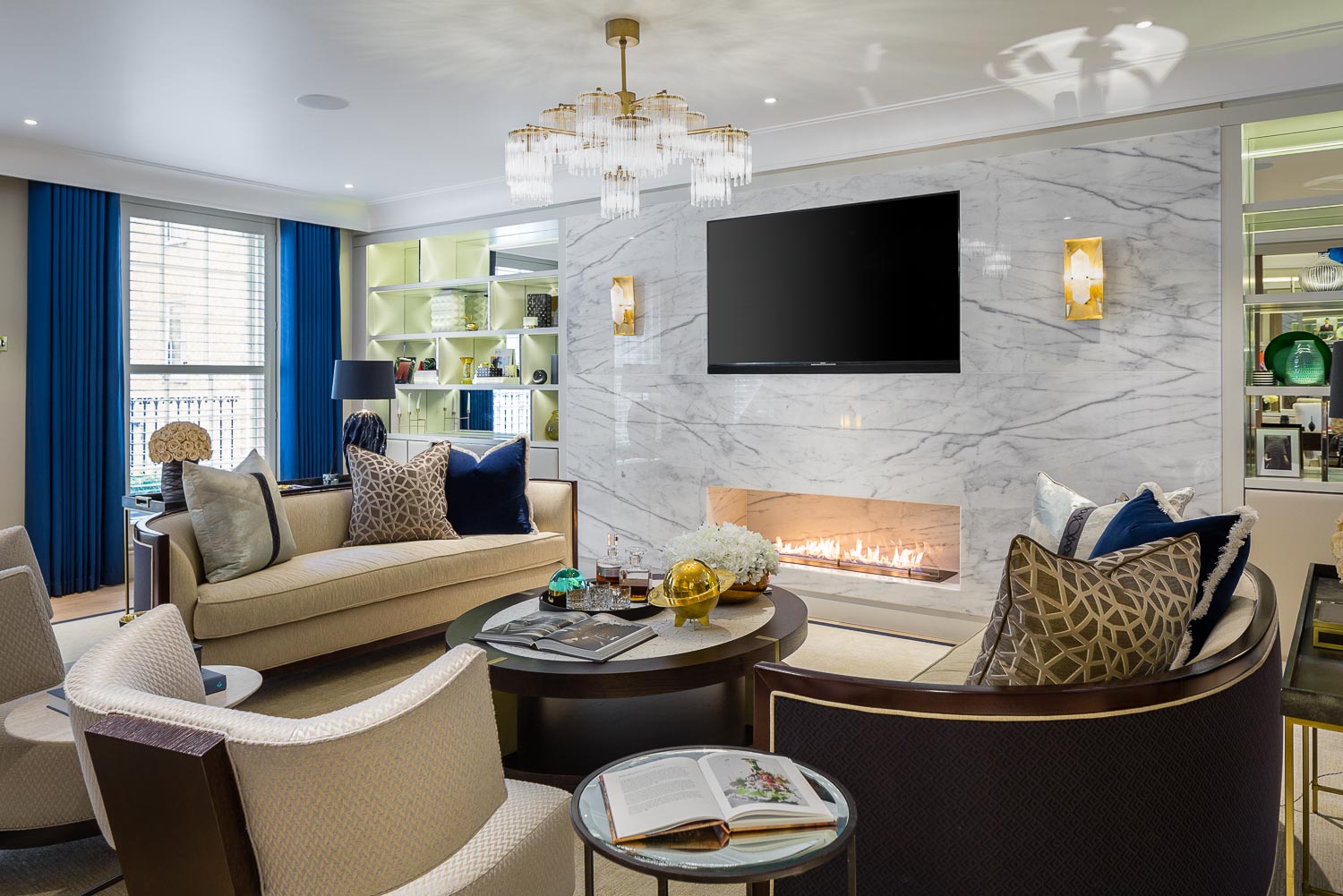 Freeview,Sony,Sky,Sonos,Family room