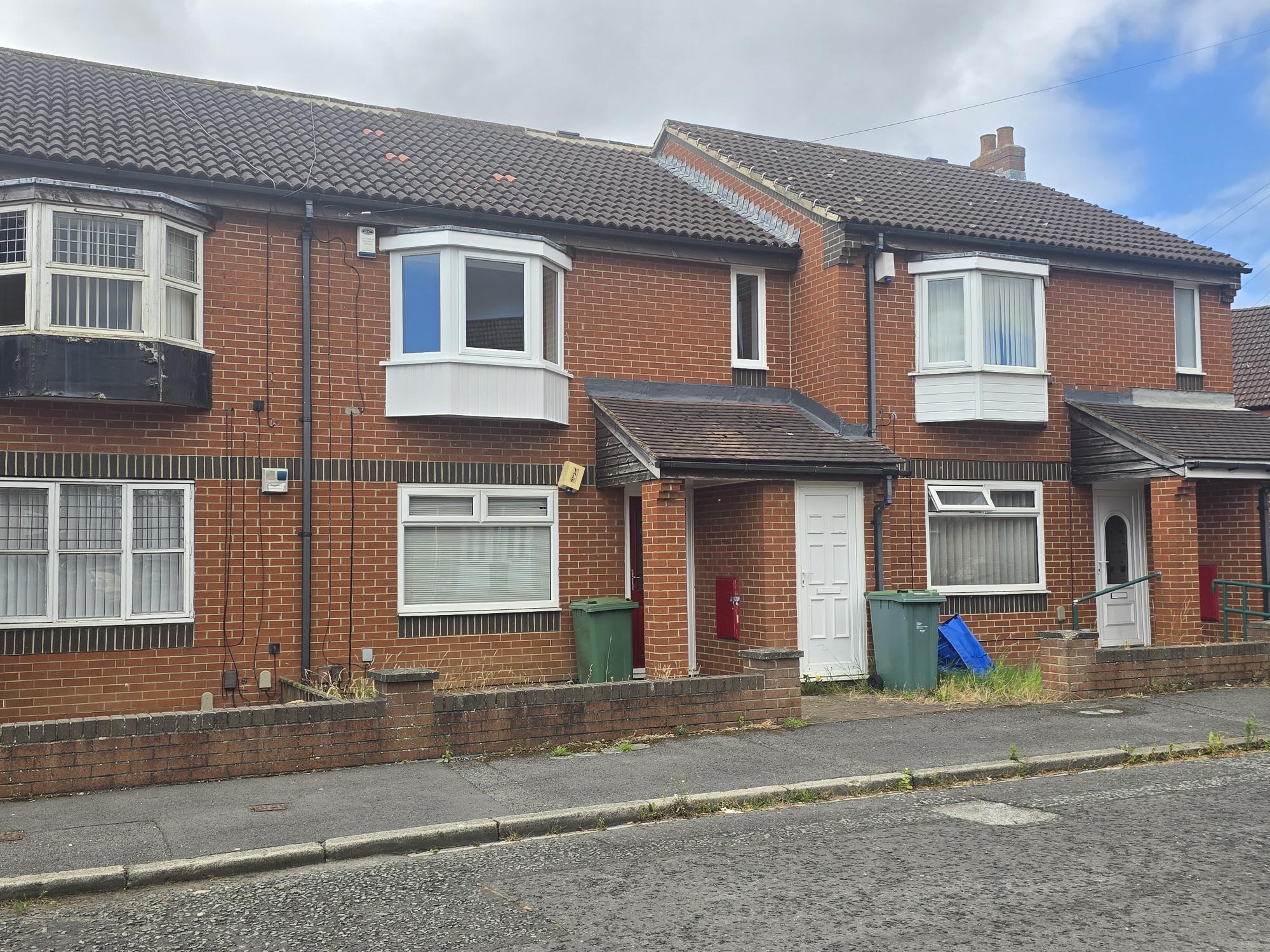 8, Napier Street, Stockton photo 2