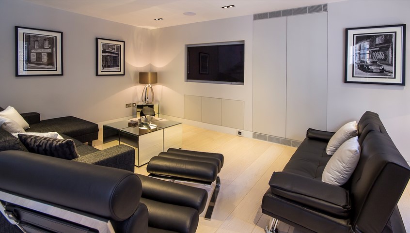 3 bedroom mews house for sale 0