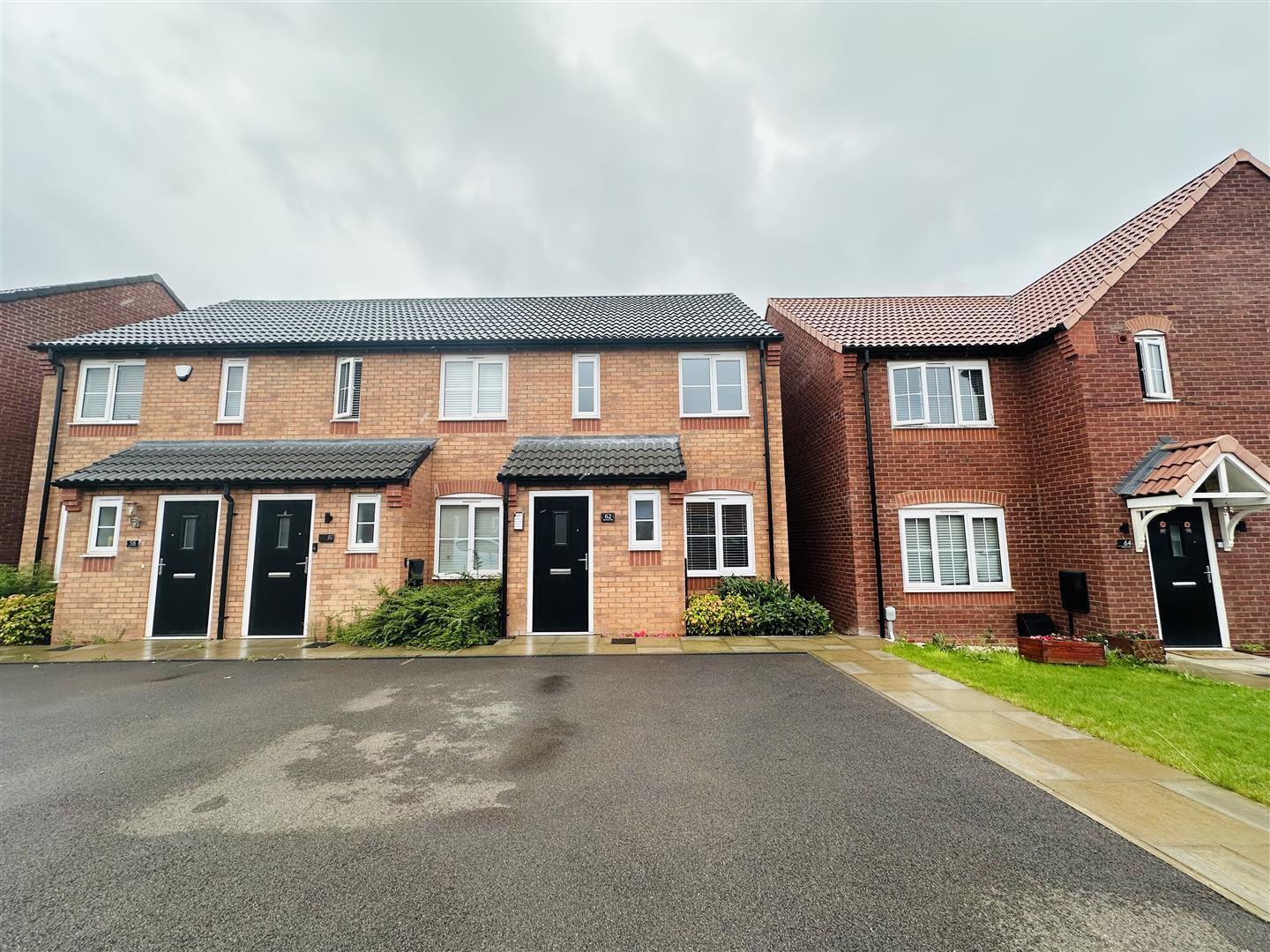 62, Romulus Way, Nuneaton photo 4
