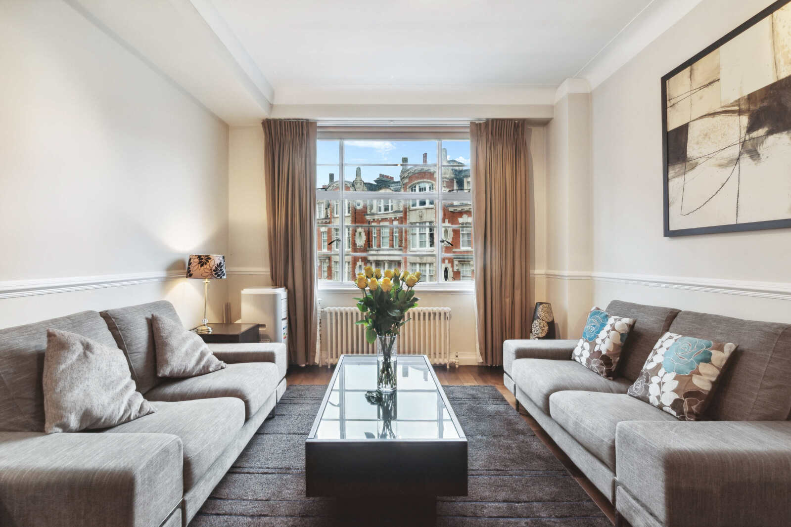 2 bedroom flat for sale 0
