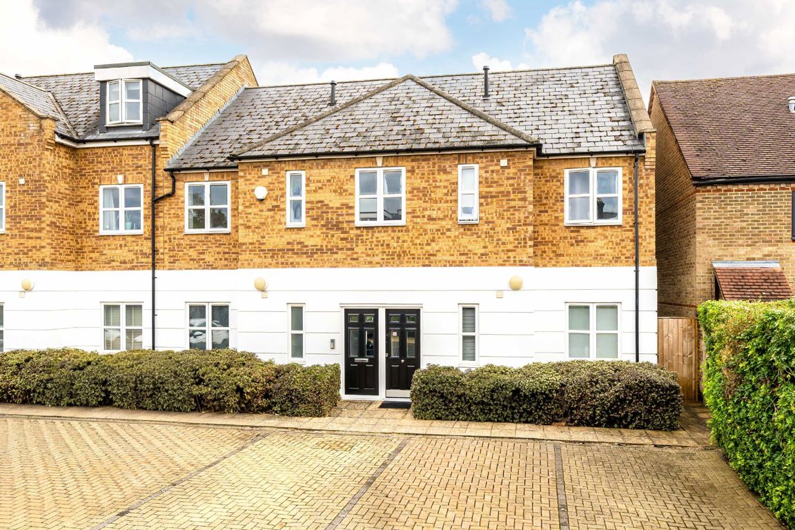 Flat 11, 26-30, Napier Road, Ashford photo 2