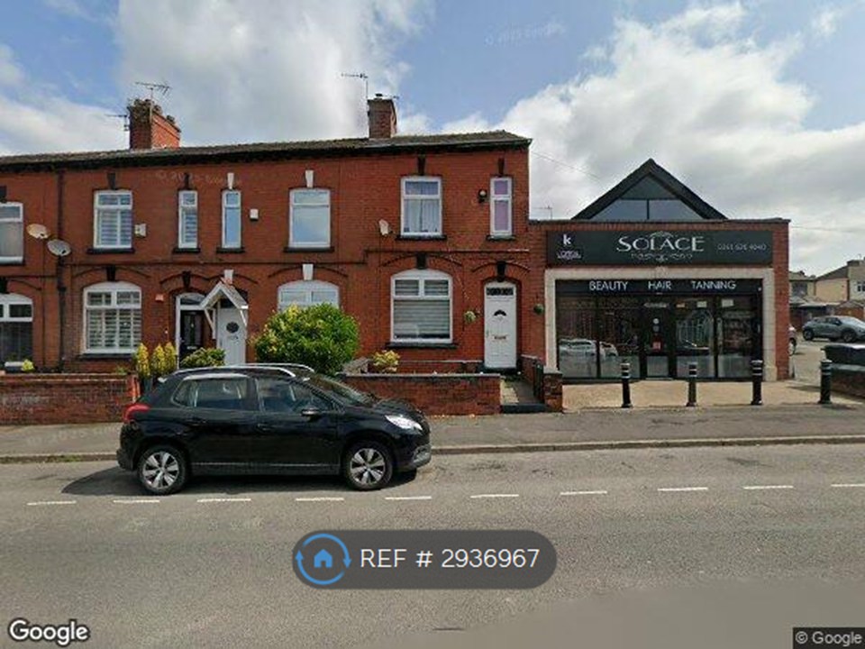Middleton Road, Chadderton, Oldham photo 4