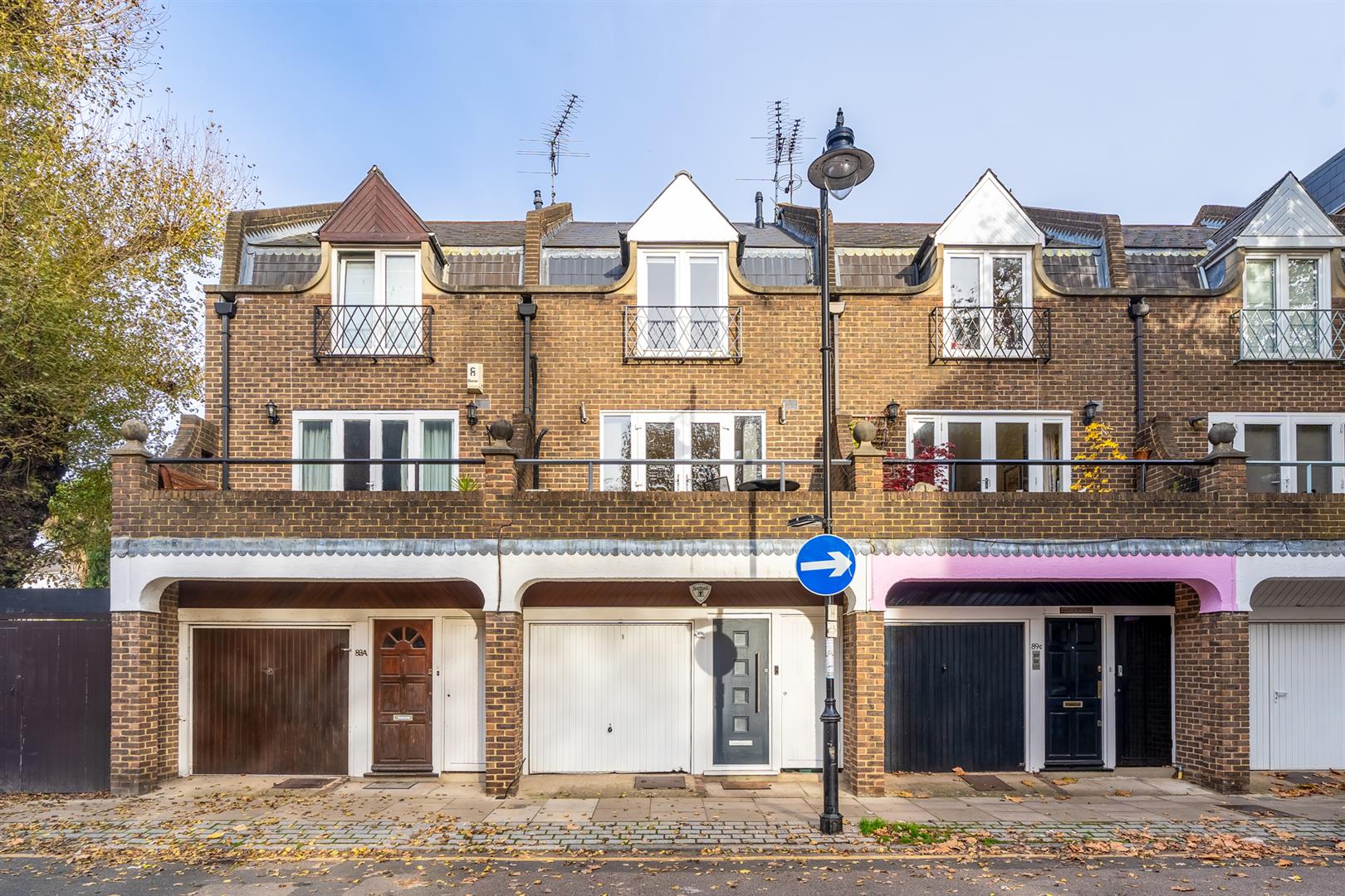 3 bedroom town house for sale 0