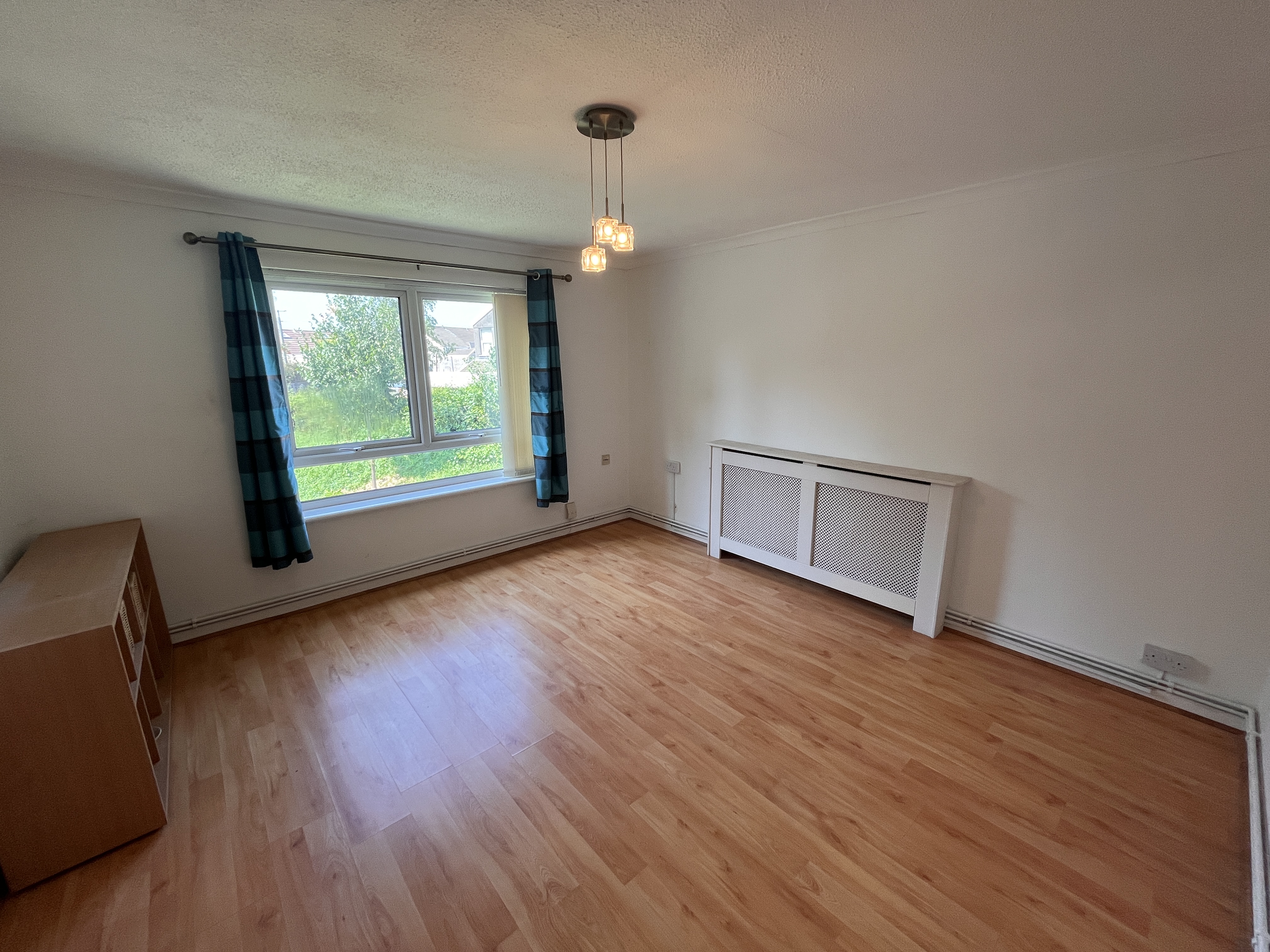 6 Eastland Place, Neath photo 5