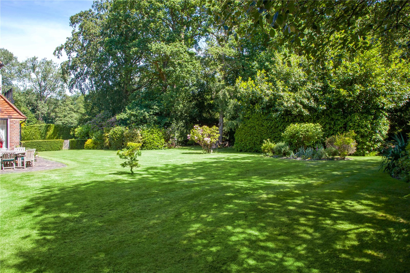 Photos of Templewood Lane, Farnham Common, Buckinghamshire SL2 ...