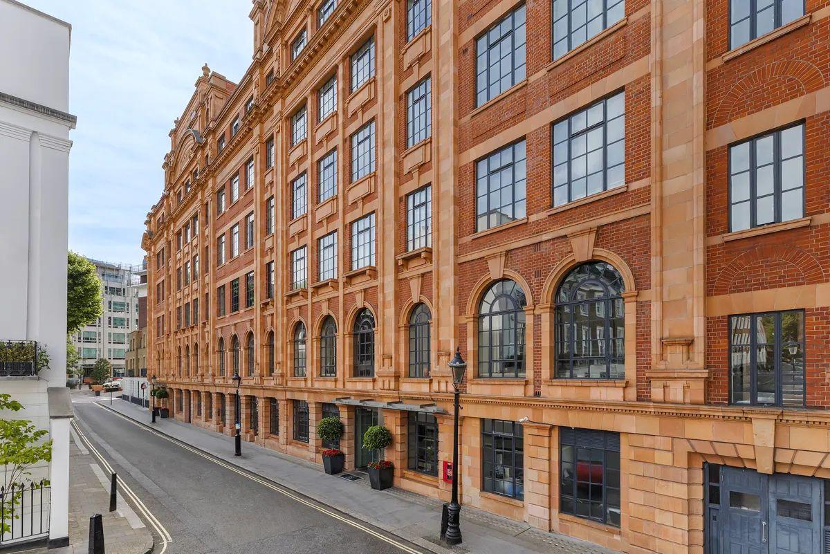 2 bedroom flat for sale 0