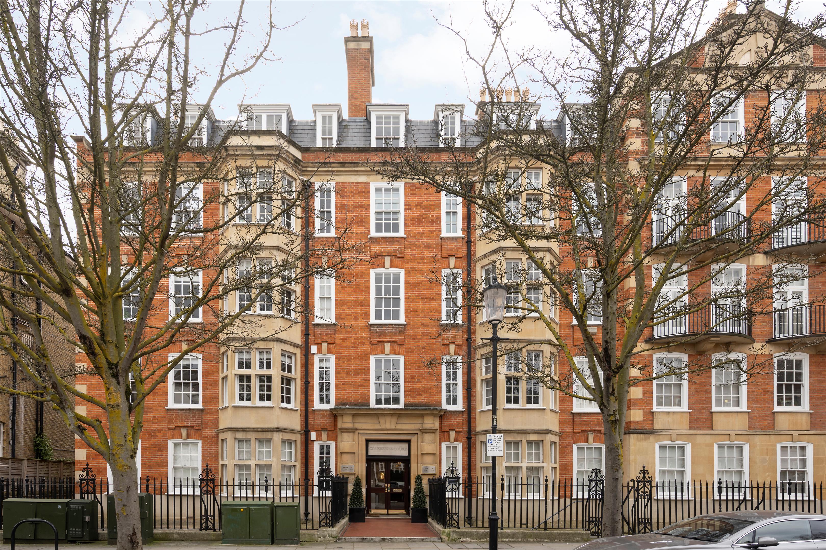 3 bedroom flat for sale 0
