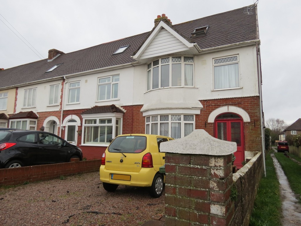 Free property report 32 Castle Grove, Portchester, Fareham, PO16 9NZ