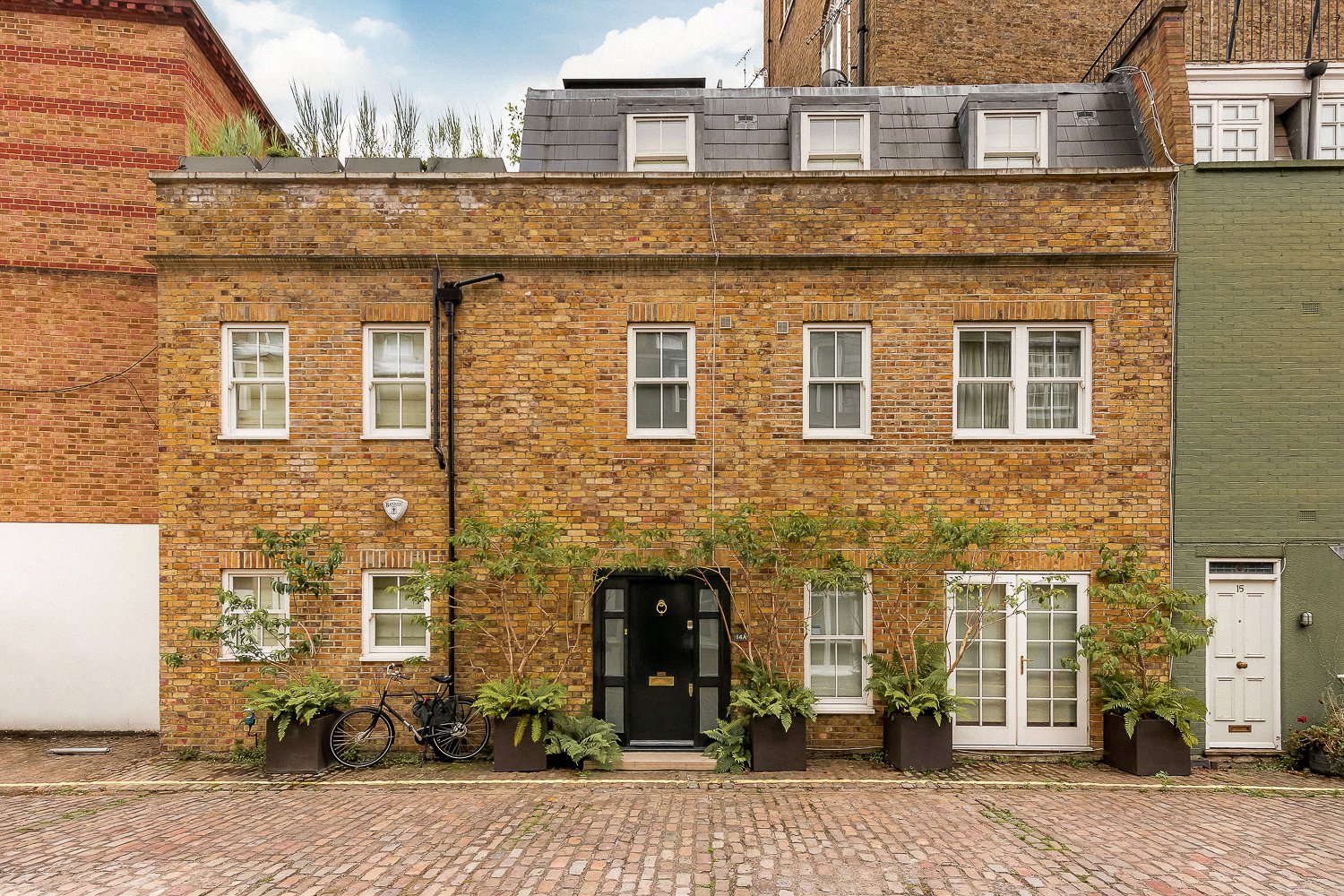 4 bedroom detached house for sale in Caerphilly