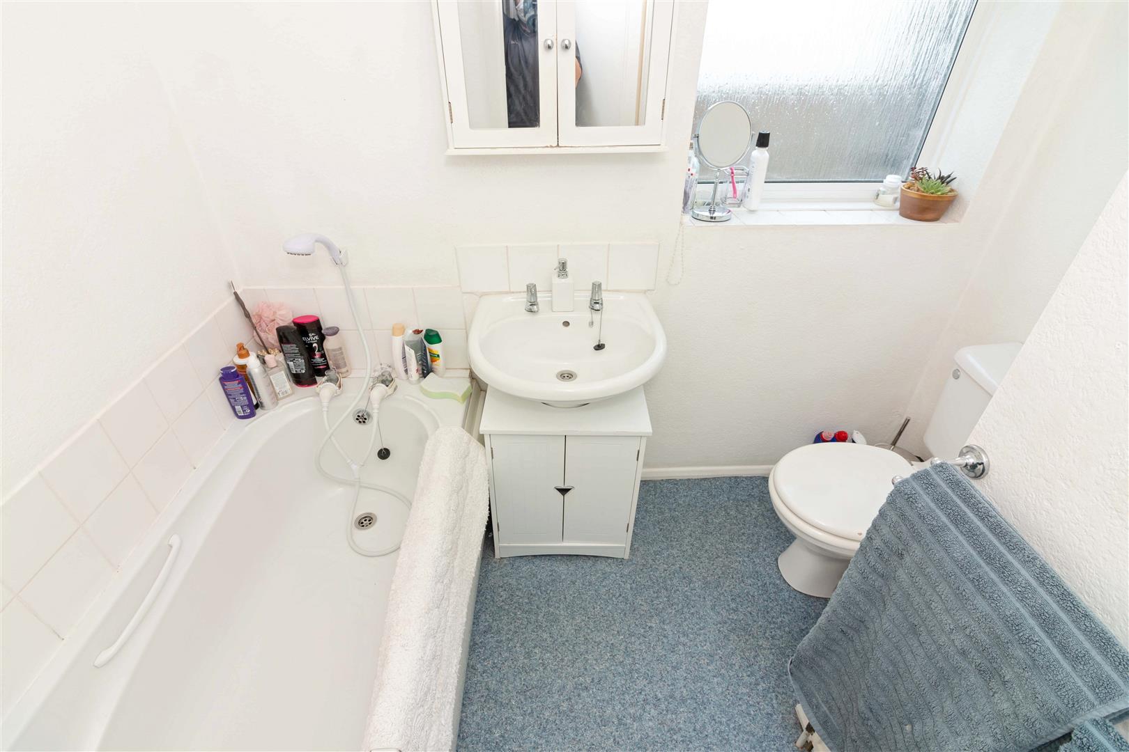 Photos of Gorse Avenue, Broadwater, Worthing BN14 - 67129295 ...