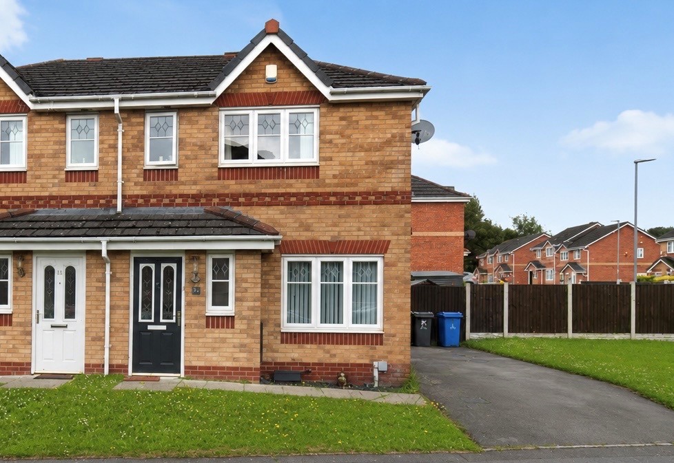 17, RUNCORN photo 2