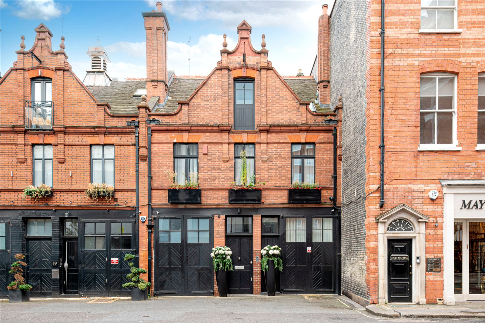 4 bedroom terraced house for sale 0