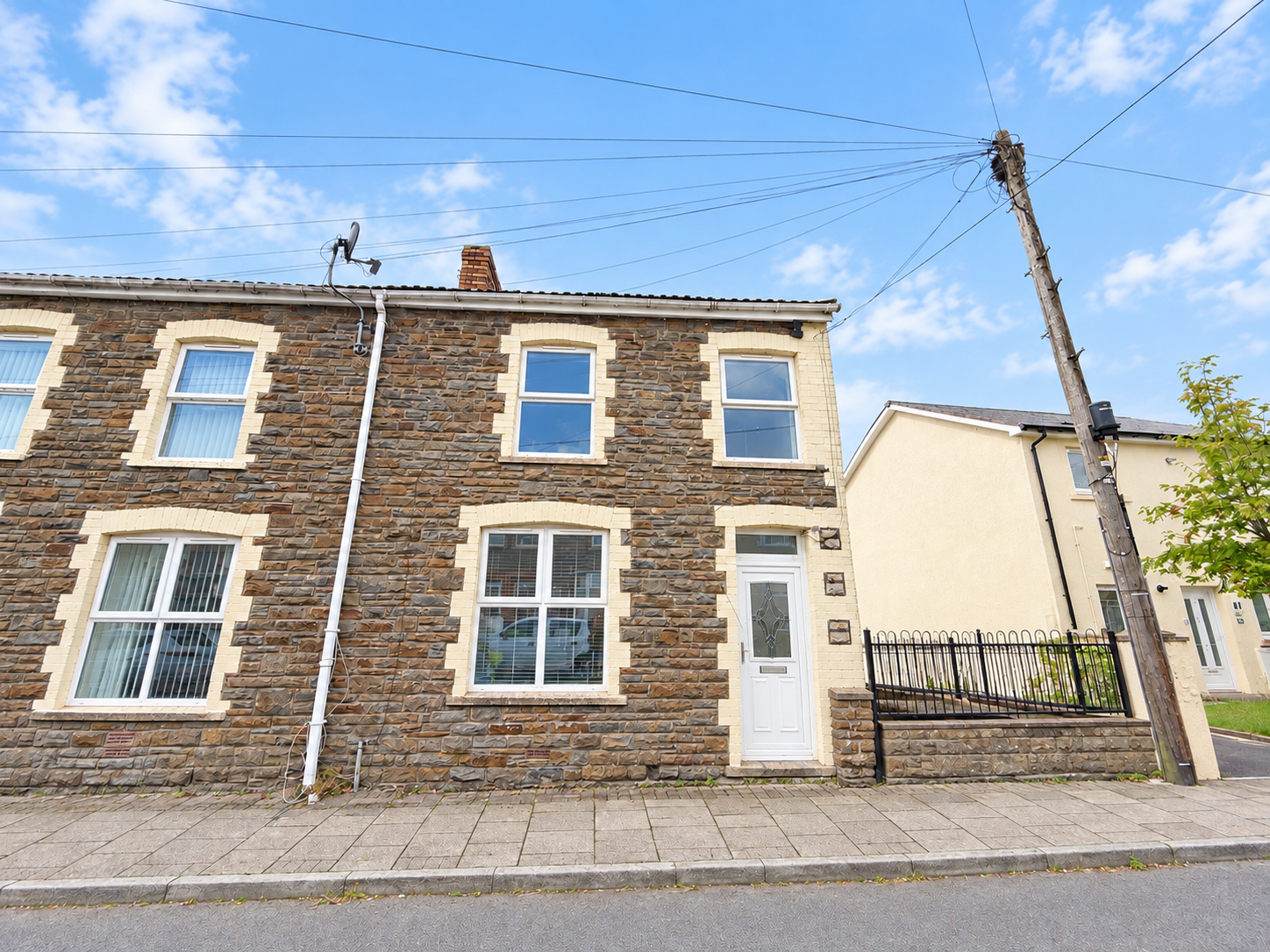 7a East View Terrace, Bargoed photo 2