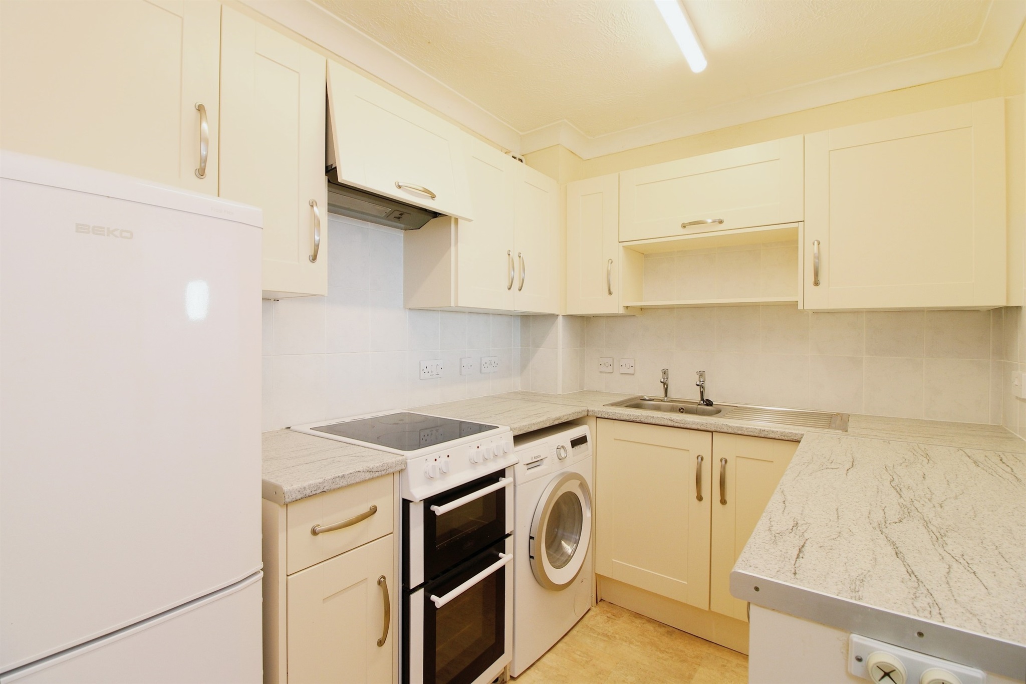 Photos of Rock Gardens, Bognor Regis PO21 65882239 PrimeLocation