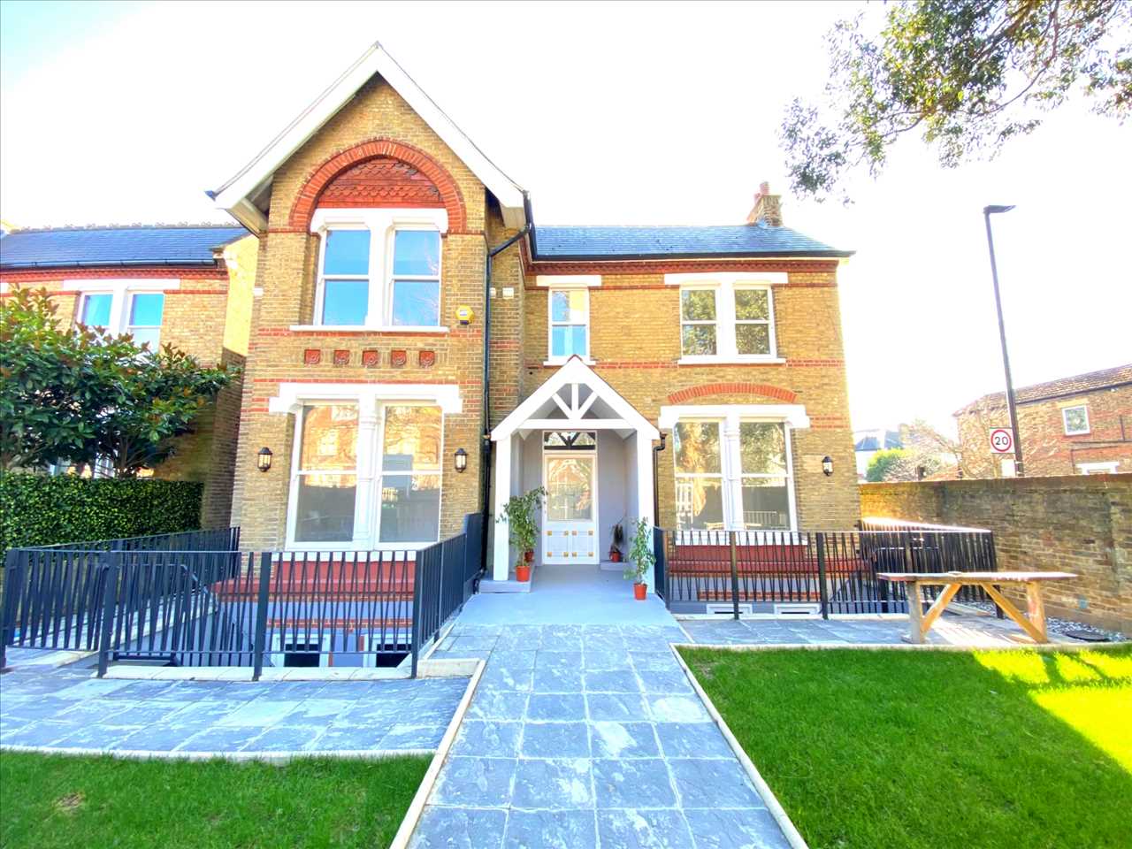 Castlebar Road, Ealing photo 4
