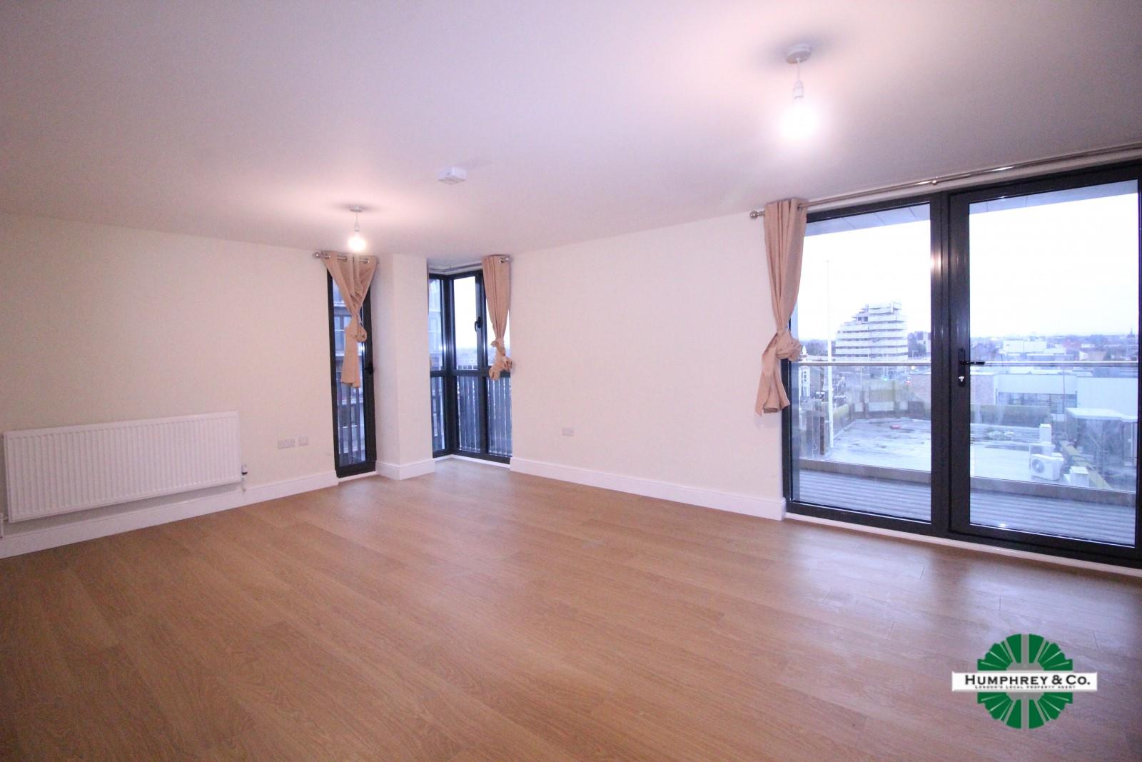 Flat 705, 450 High Road, London photo 4
