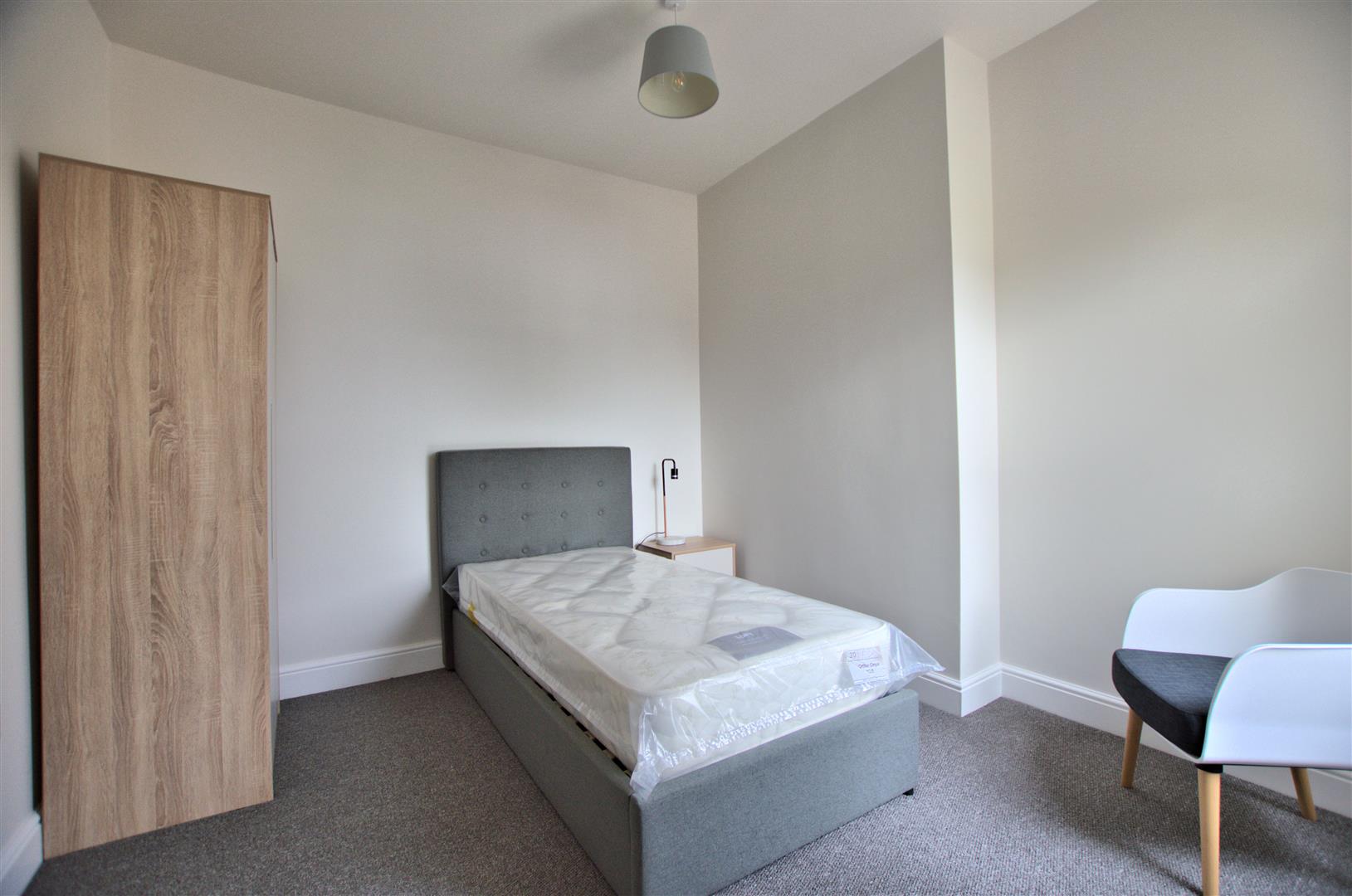 1-bed house on Room 4, 300a, Mill Road, Cambridge, £845/mo