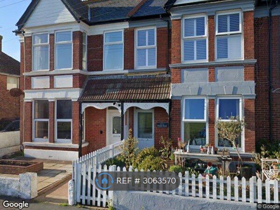 A Middle Road, Shoreham-By-Sea photo 2