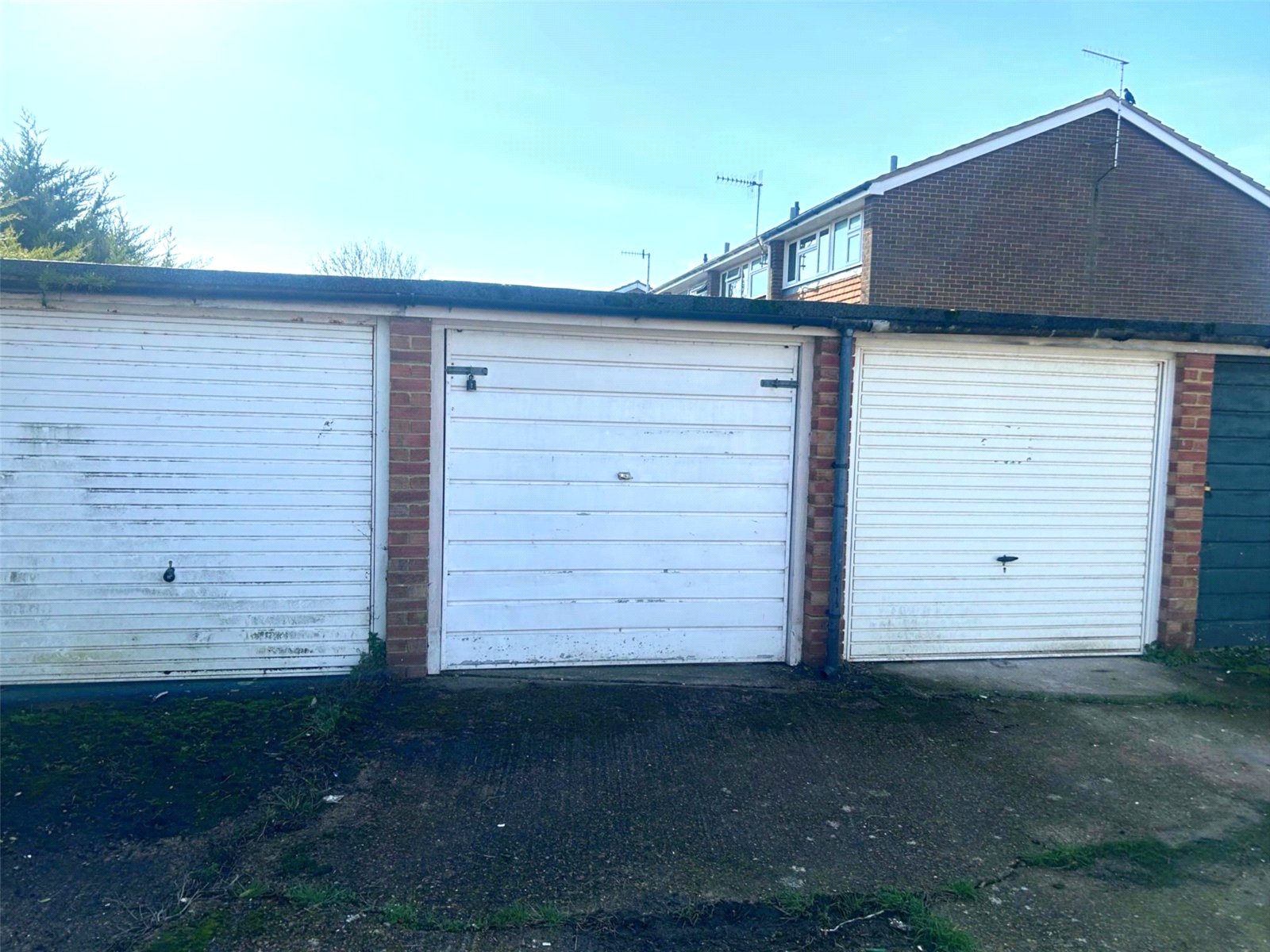 Garage,, Brook Way, West Sussex photo 3