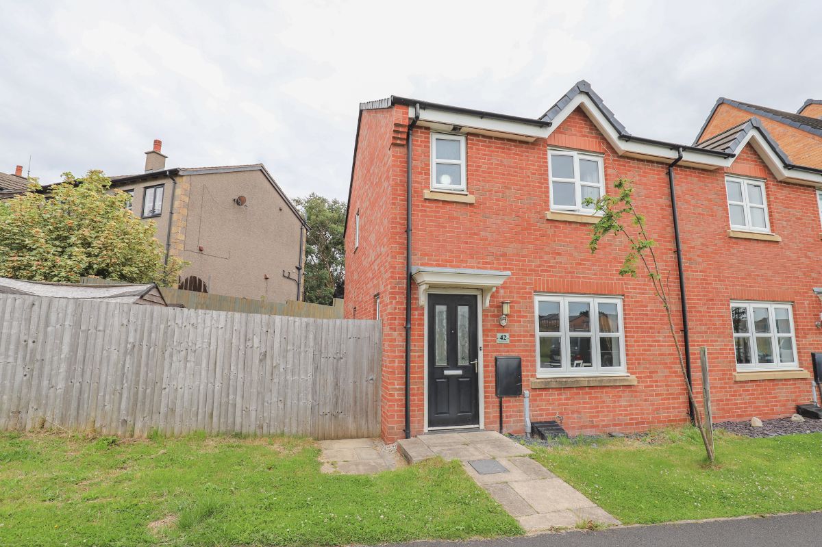 Free property report 42 Mossgate Park, Heysham, LA3 2WN Chimnie