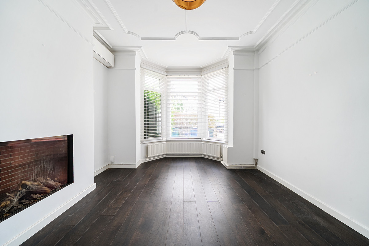 4 bedroom terraced house for sale 0