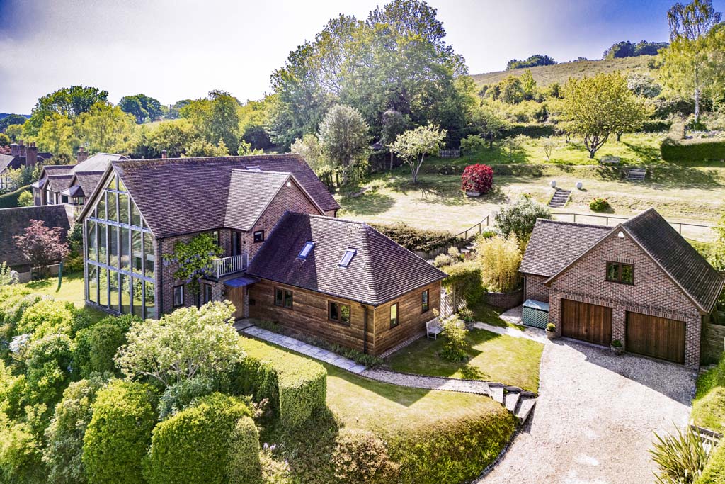 5 bedroom detached house for sale 0