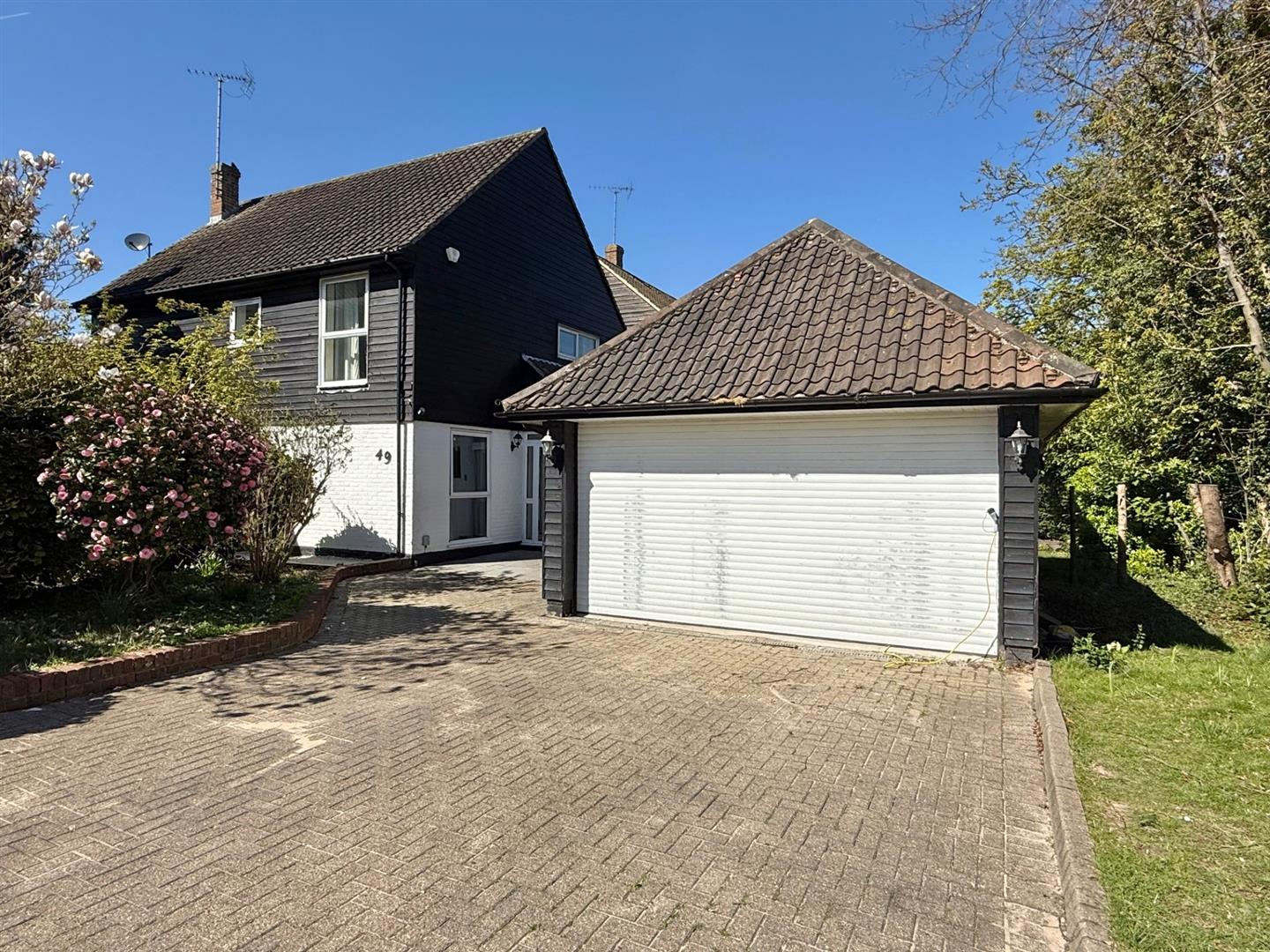4-bed house on 49, Hutton Village, Brentwood, £700,000