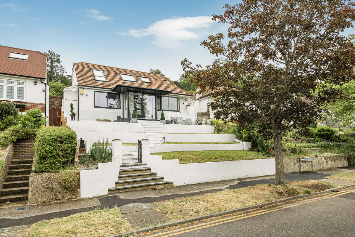 7 bedroom property for sale