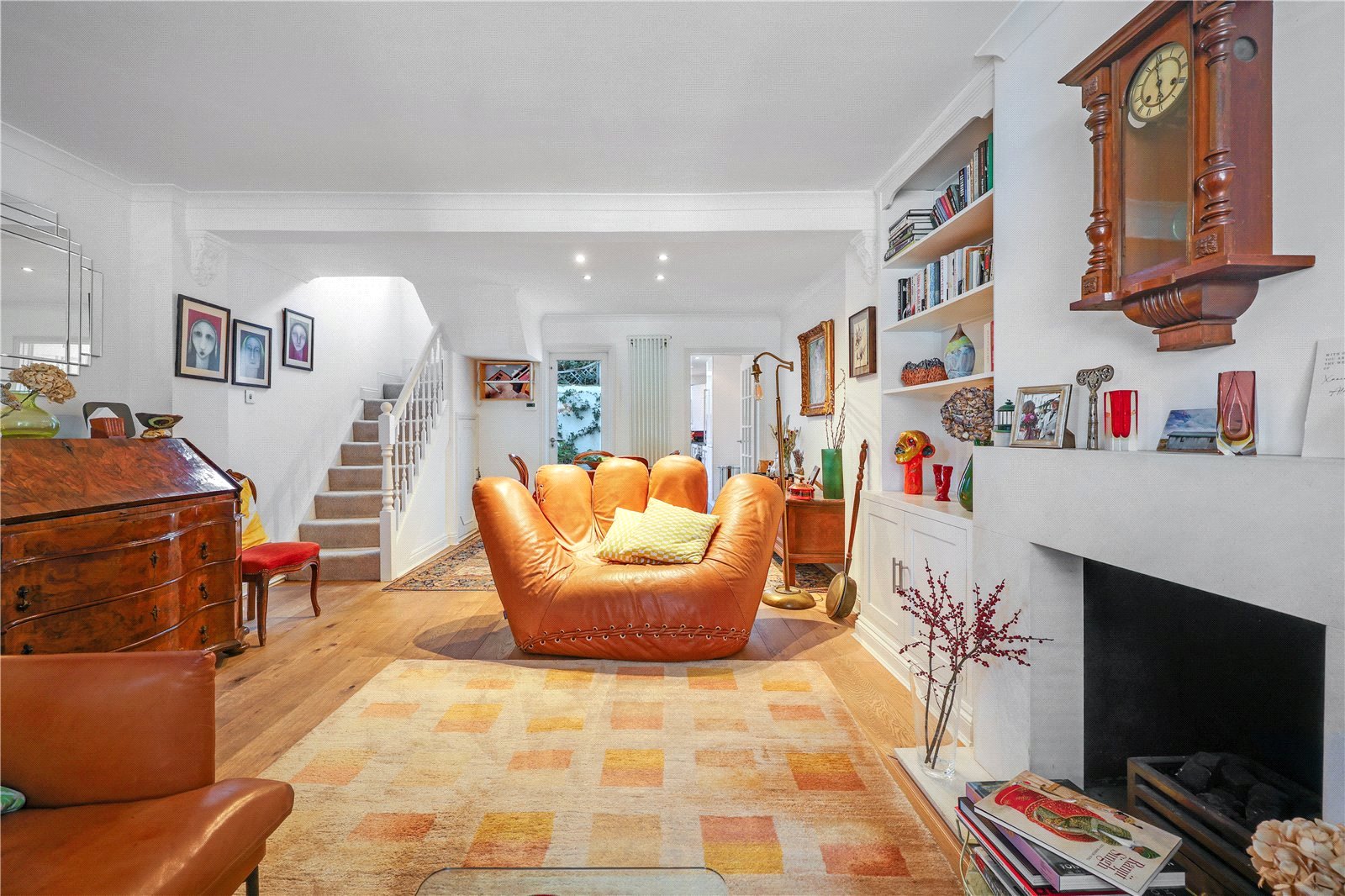 5 bedroom semi-detached house for sale