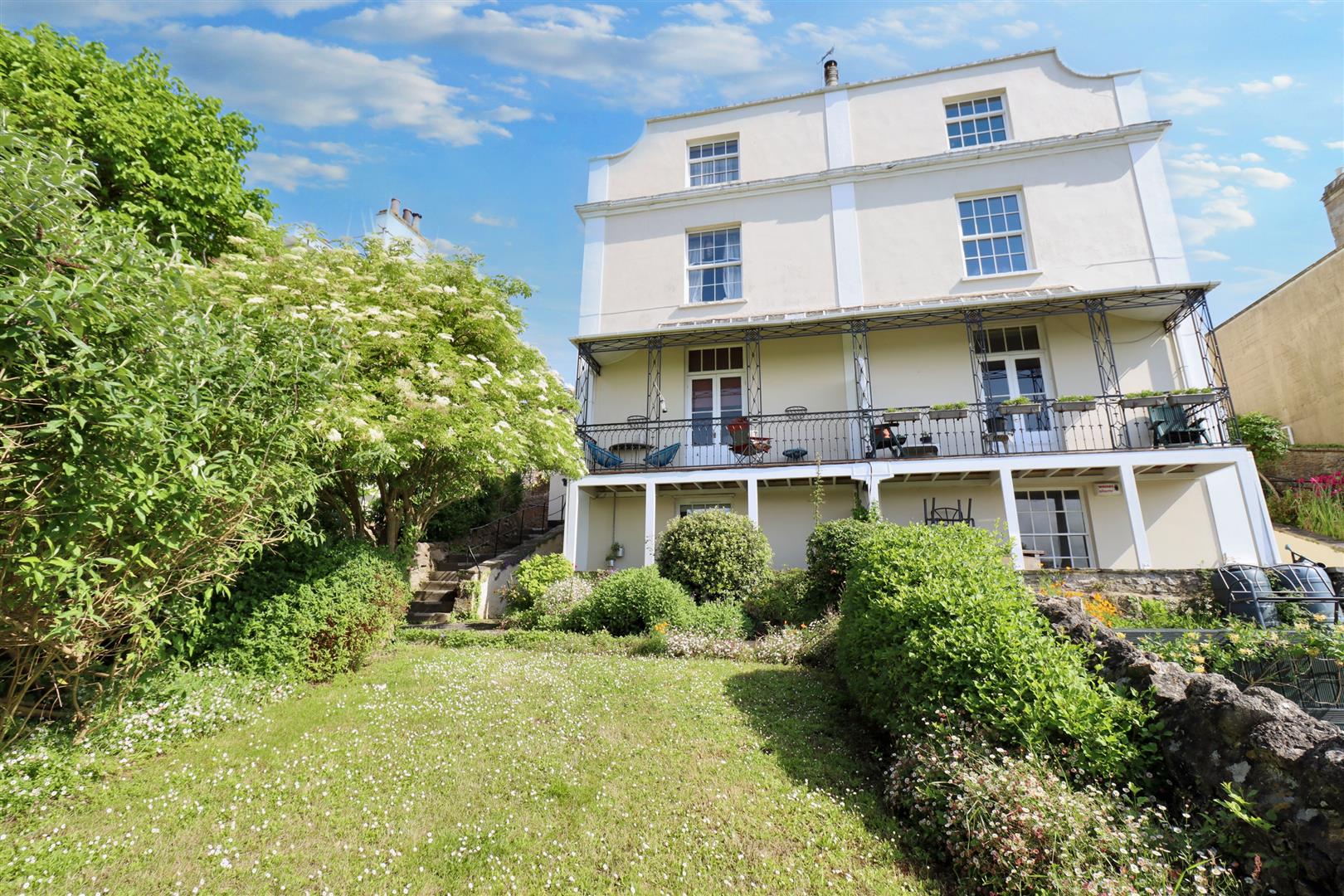 1-bed flat on Flat 5, 13-15, Highdale Road, Clevedon, £289,950