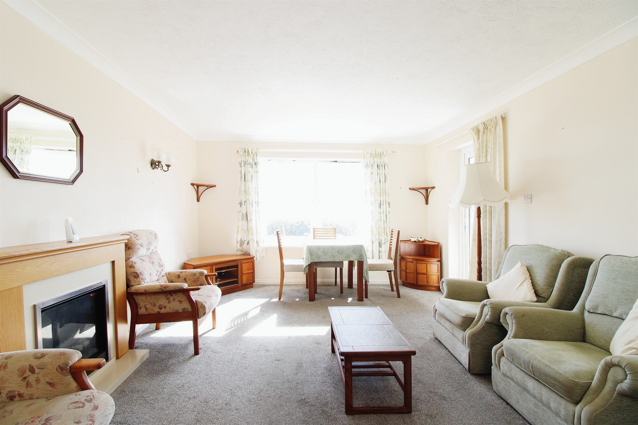 Photos of Rock Gardens, Bognor Regis PO21 65882239 PrimeLocation