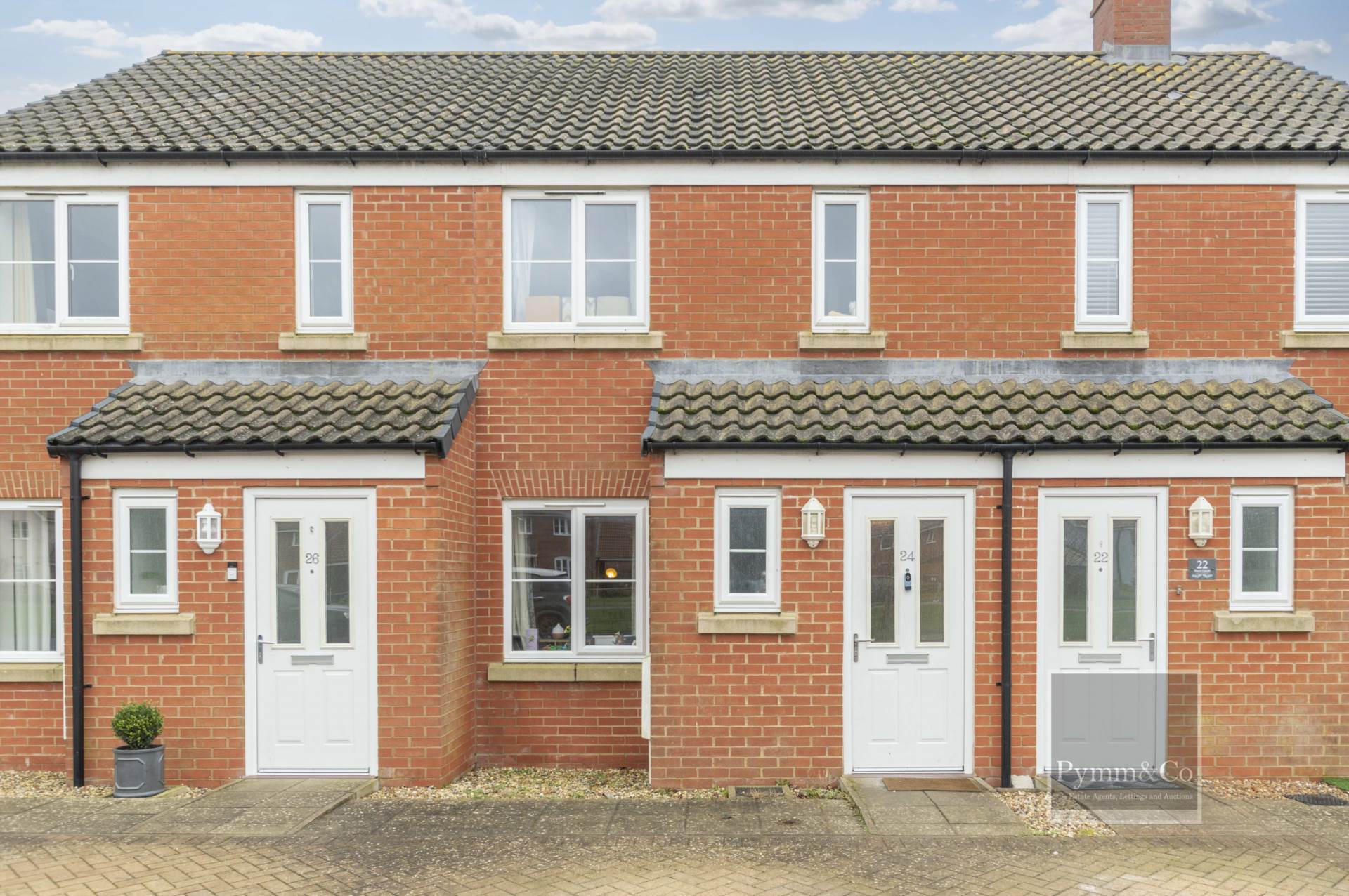 24, Weaver Crescent, Norwich photo 3