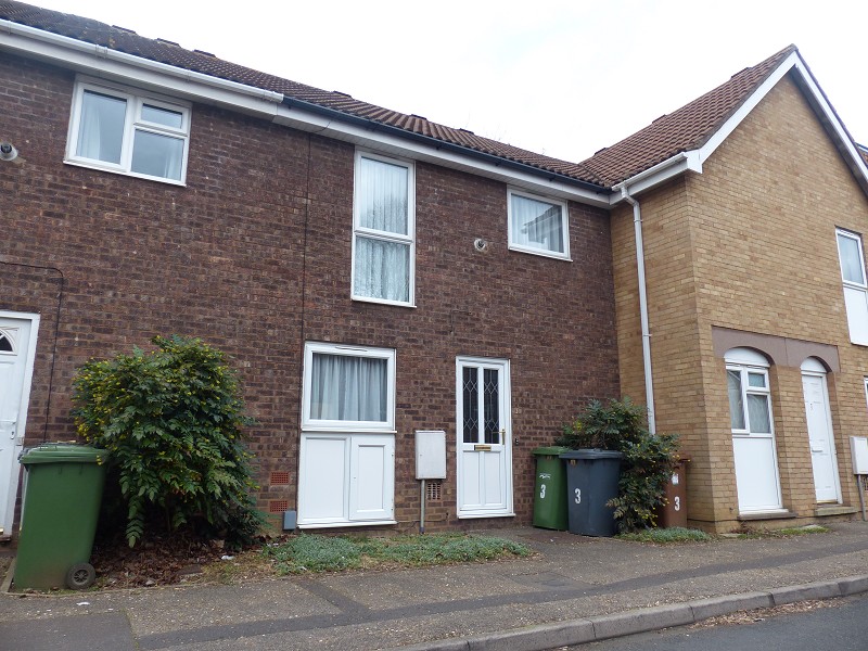 3 Axiom Avenue, Peterborough photo 2