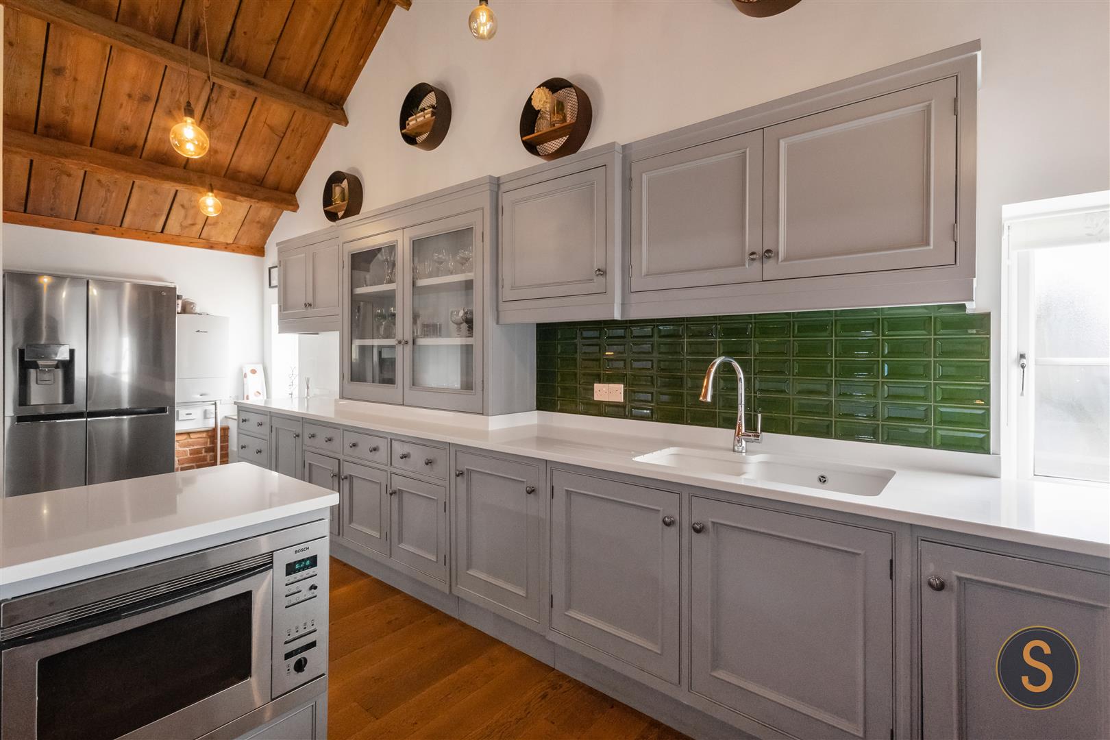 Photos of Bedford Road, Houghton Regis, Dunstable LU5 65717100