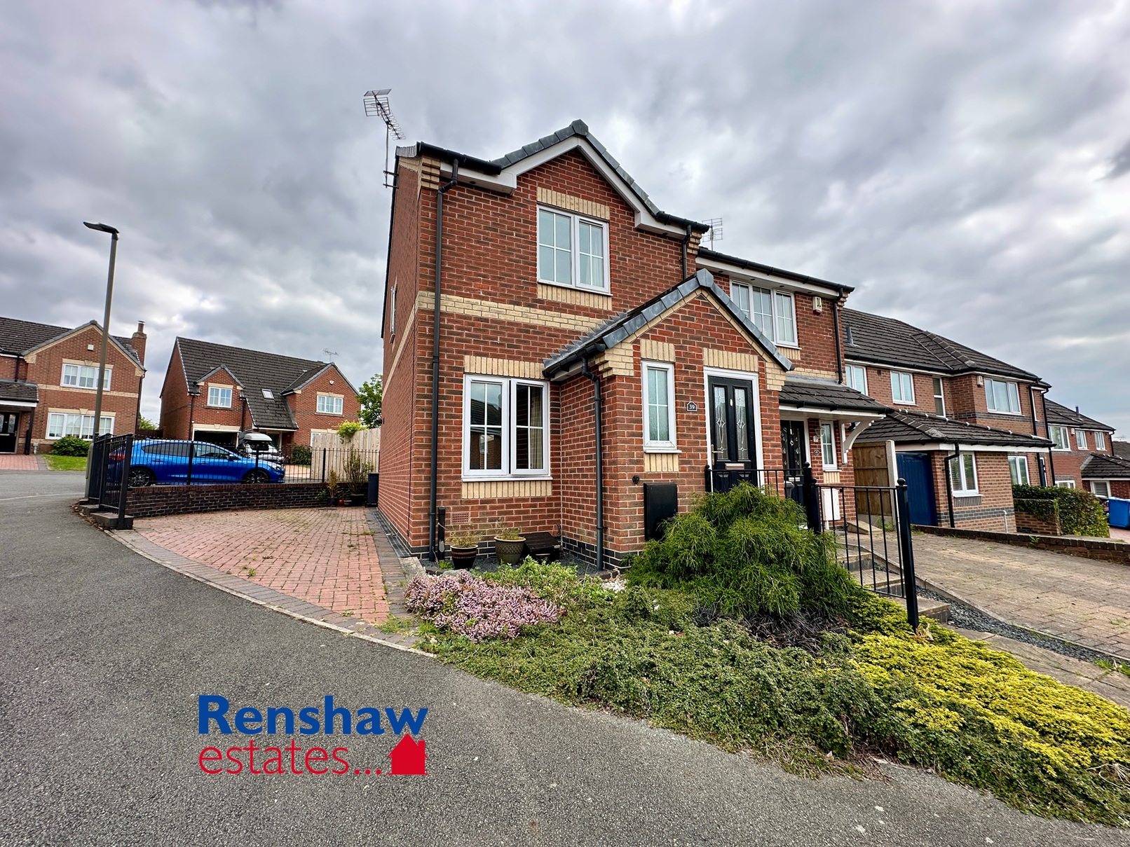39 Hedingham Close, Ilkeston photo 3