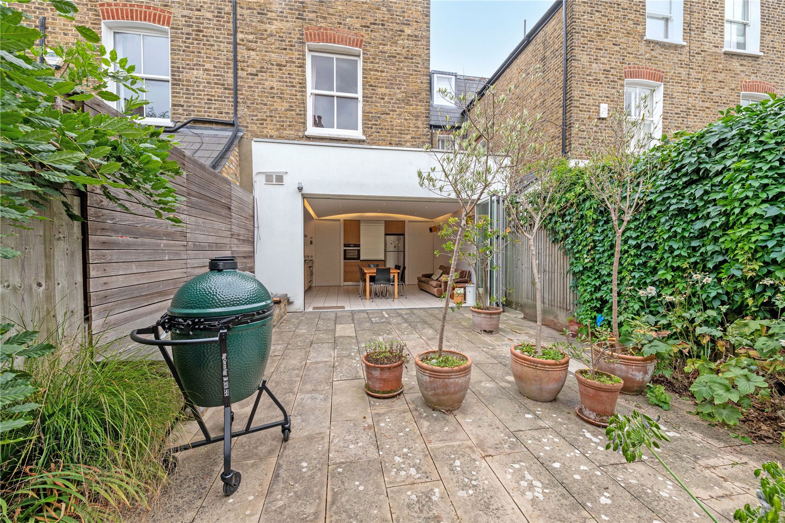 5 bedroom terraced house for sale 0