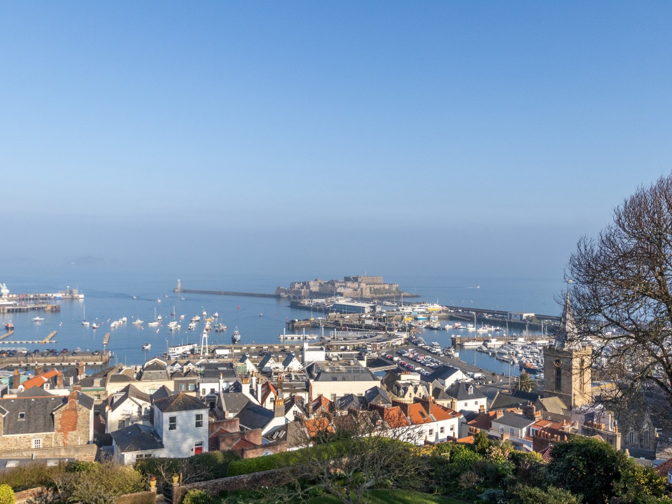 4 bedroom detached house for sale 0