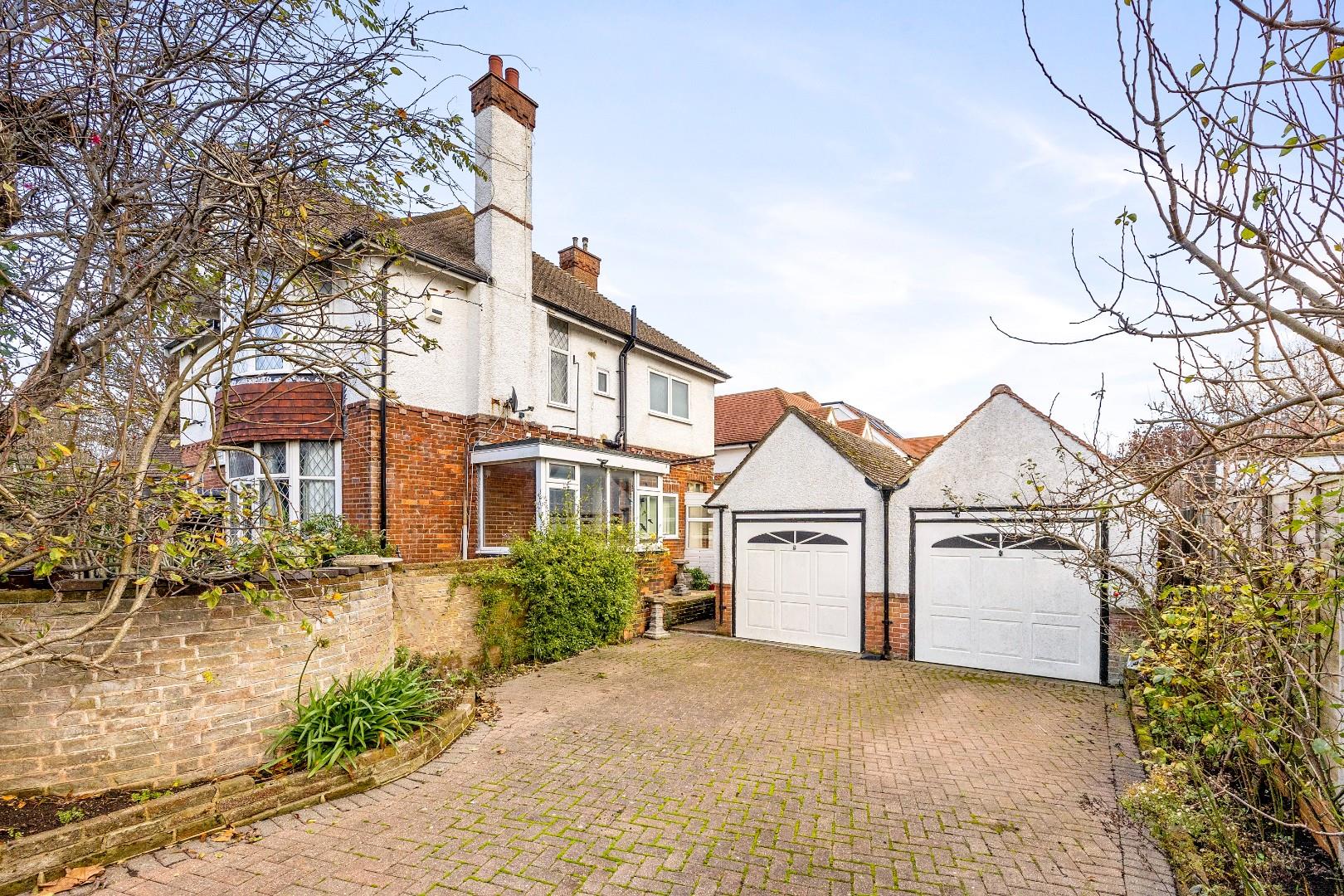 4 bedroom property for sale 0