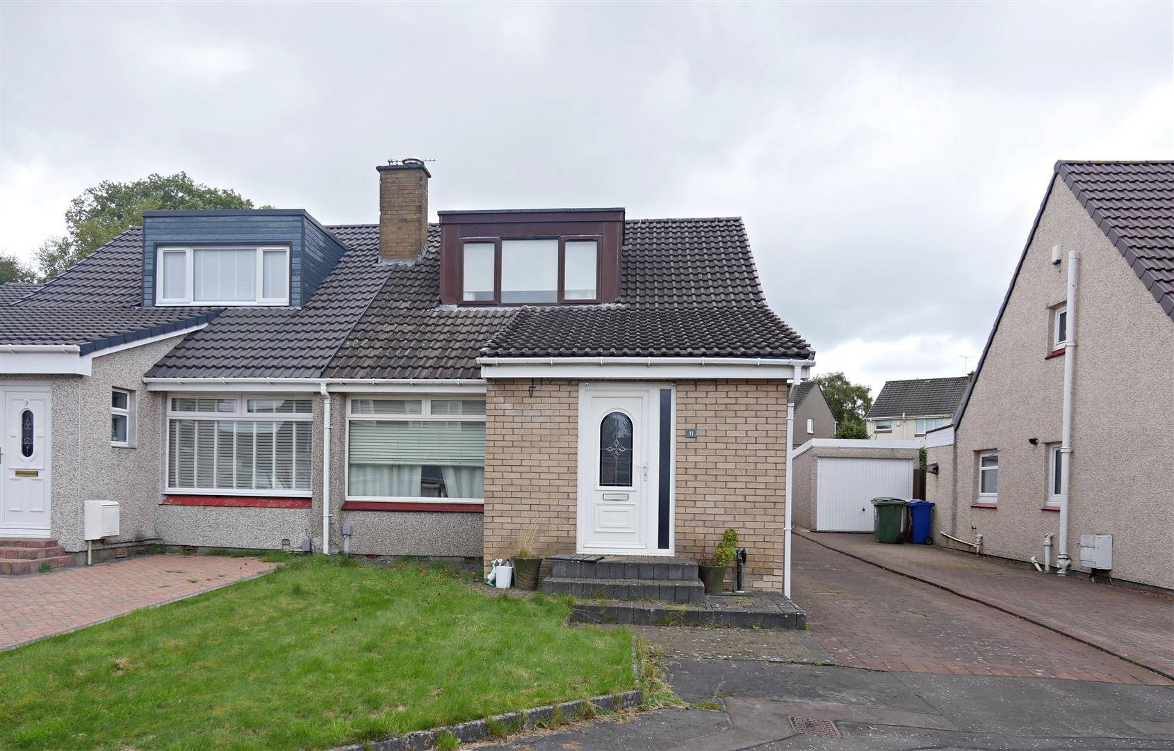 11, Brora Gardens, Glasgow photo 2