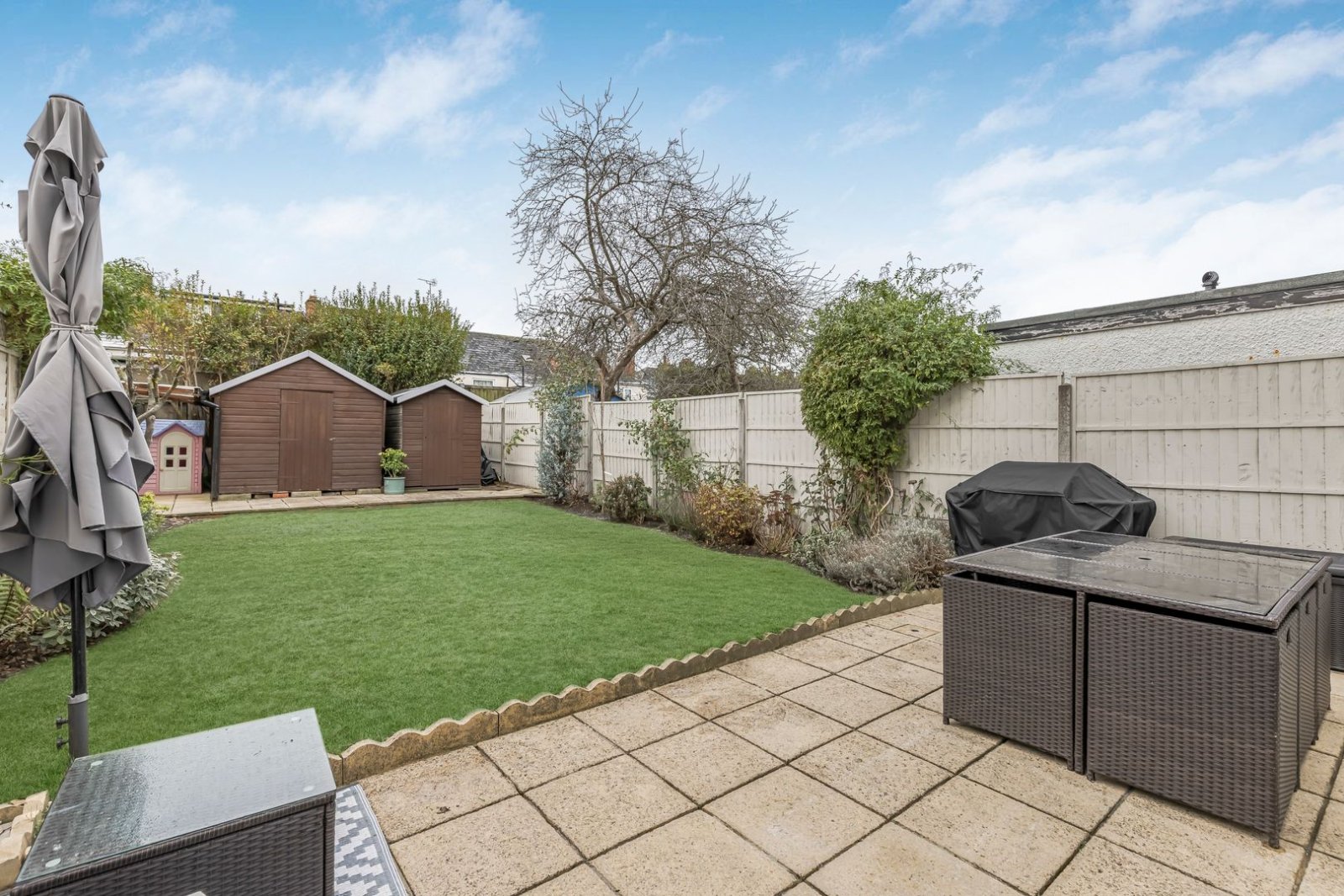 3 bedroom end terrace house for sale 0