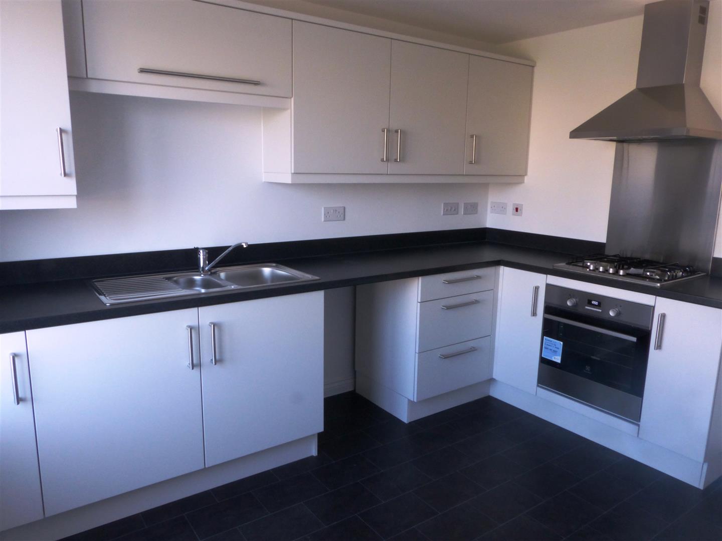 Free property report 19, Heol Y Sianel, Rhoose, Barry, CF62 3ND - Chimnie