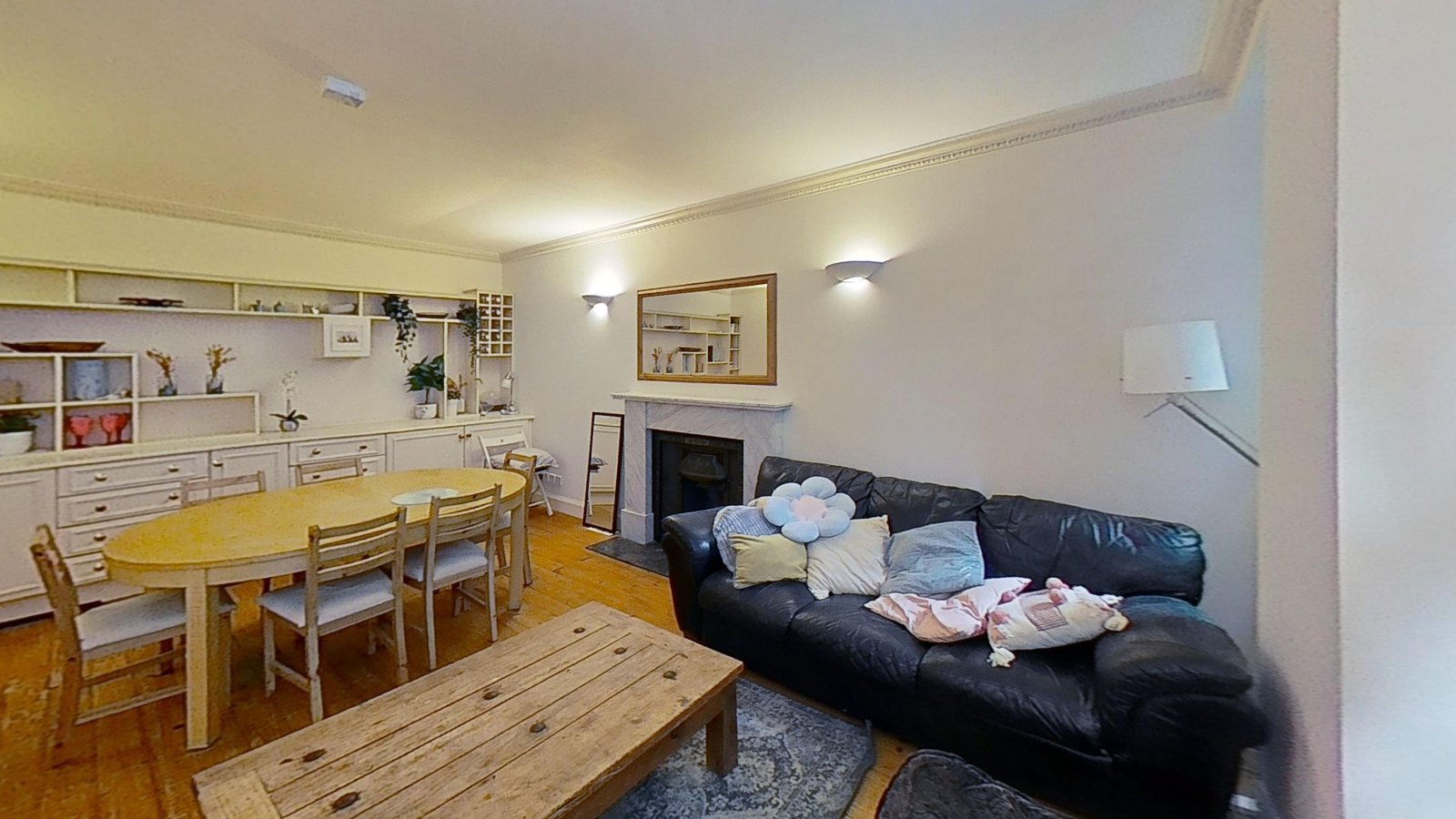 4-bed flat on 11A,, Albany Street, Midlothian, £2,900/mo