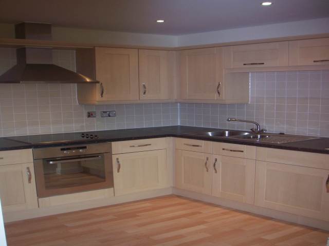 Parkhouse Court, Hatfield Hertfordshre photo 5