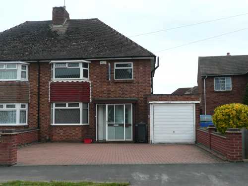 4 Bedrooms Semi-detached house to rent in Southway, Leamington Spa CV31