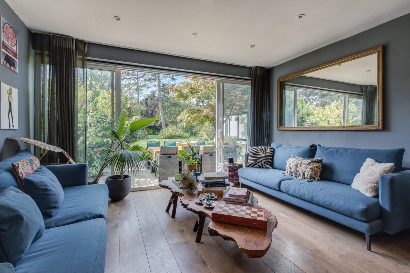 6 bedroom semi-detached house for sale 0