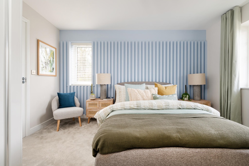 King-Size Main Bedroom With En Suite