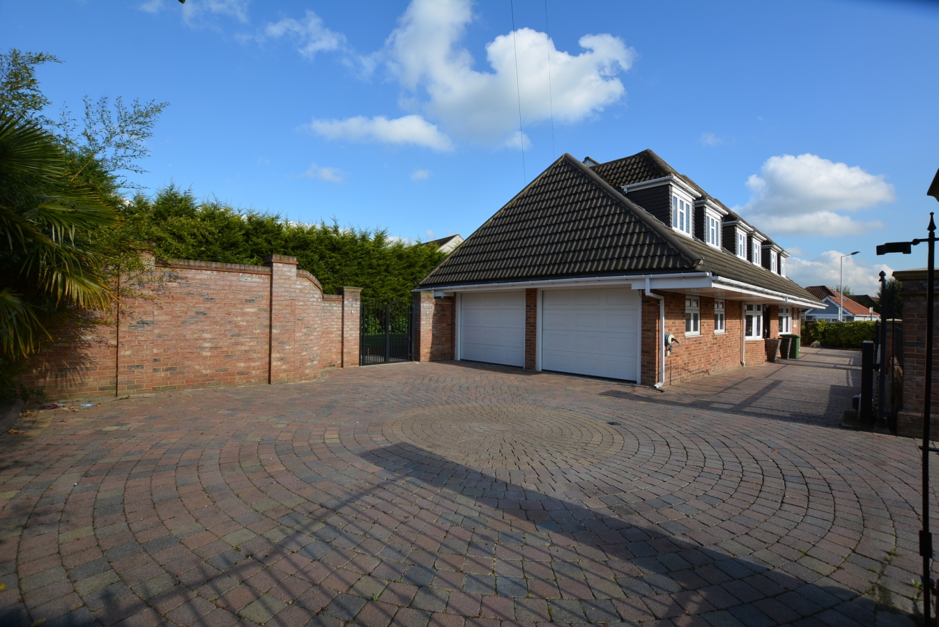 Photos of Herbert Road, Emerson Park, Hornchurch RM11 53115891 Zoopla